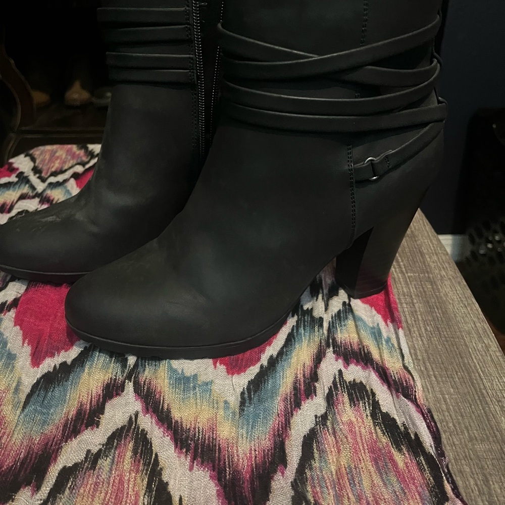 Elegant Black Women's Boots